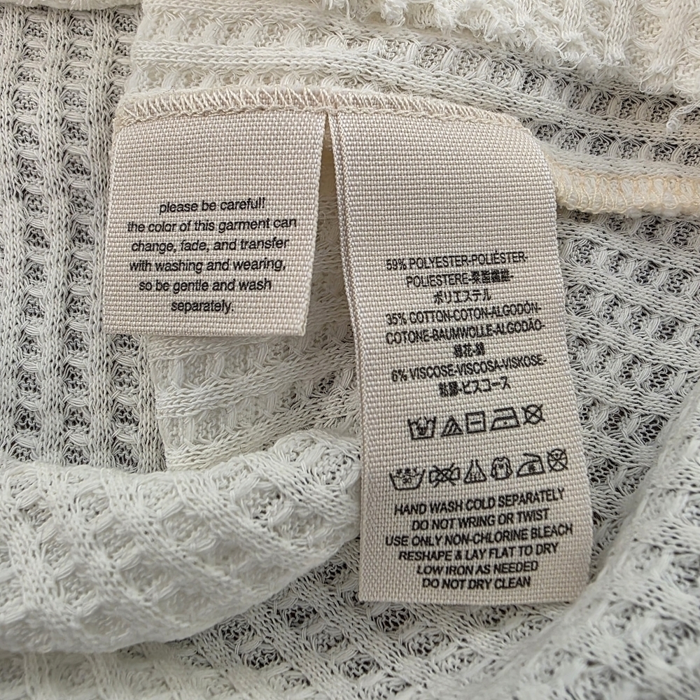 Free People We The Free Oversized Ivory Waffle Knit V-neck Bell Sleeve Top M NWT - Picture 8 of 10
